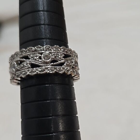 Vintage Silver Ring with Ornate Filigree Design - Picture 1 of 2